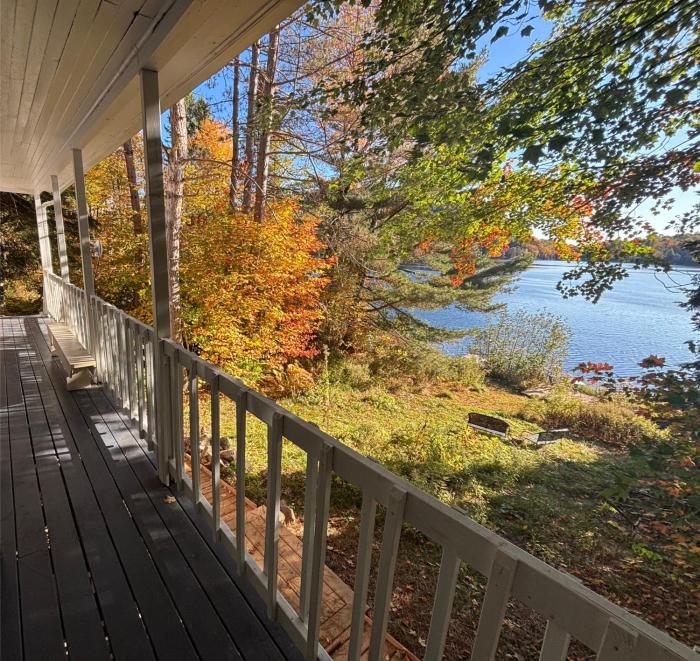 Gîte du Lac-à-la-Loutre - B&B