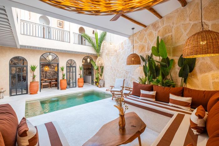 Riad Sitta Piscine chauffée Jacuzzi 5min jamaa elfna