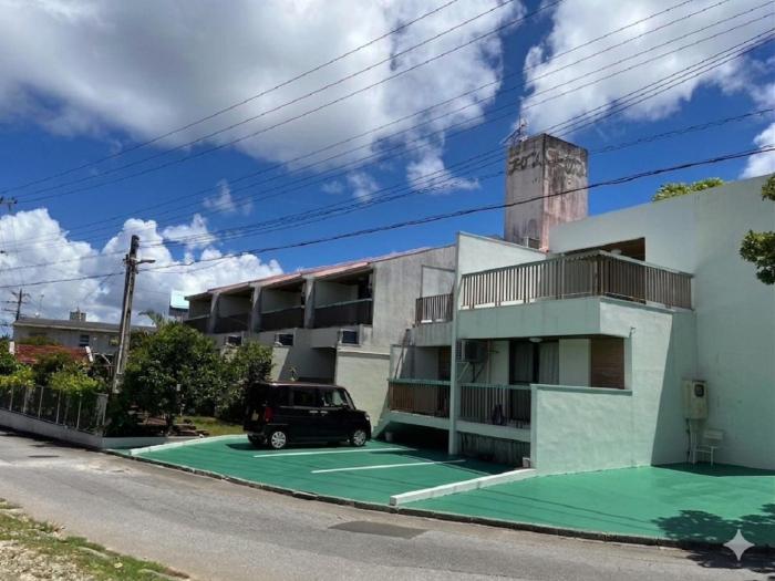 Condominium Bougain Just a 5-minute stroll from the beach