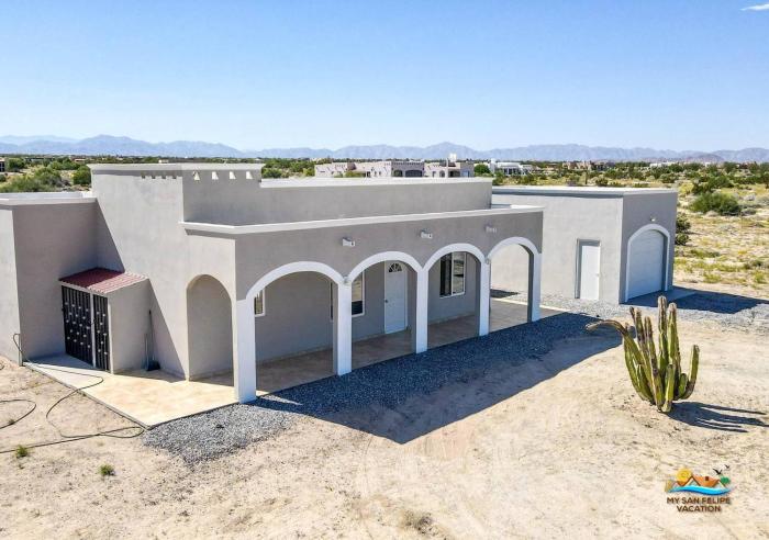 Casa Desert Rose -| 2BR, 2BA oasis for up to 6 guests.