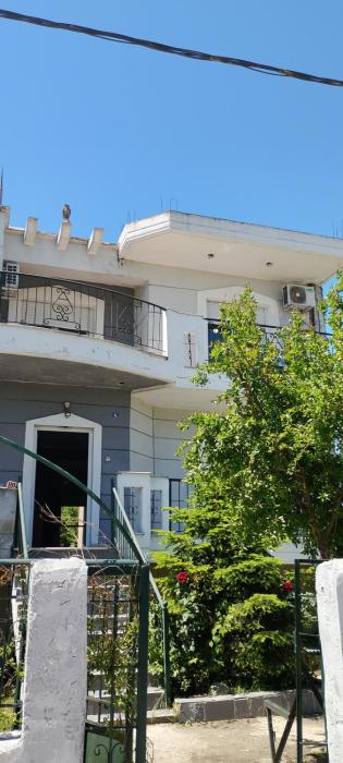 ΚΑΡΔΙΤΣΑ Μοναδικο Οικογενεικο 6 ατόμων