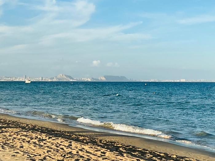 Casa del mar-Apartamento a pie de playa lo que permite acceder al mar en apenas unos pasos