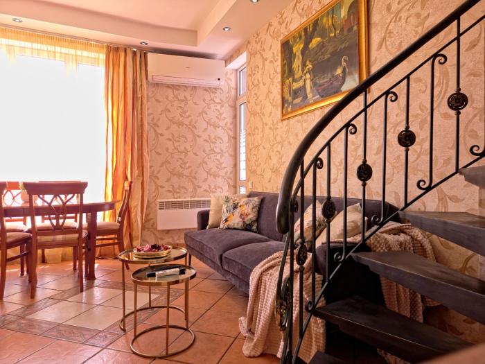Comfort maisonette near to Alexander Nevsky Cathedral