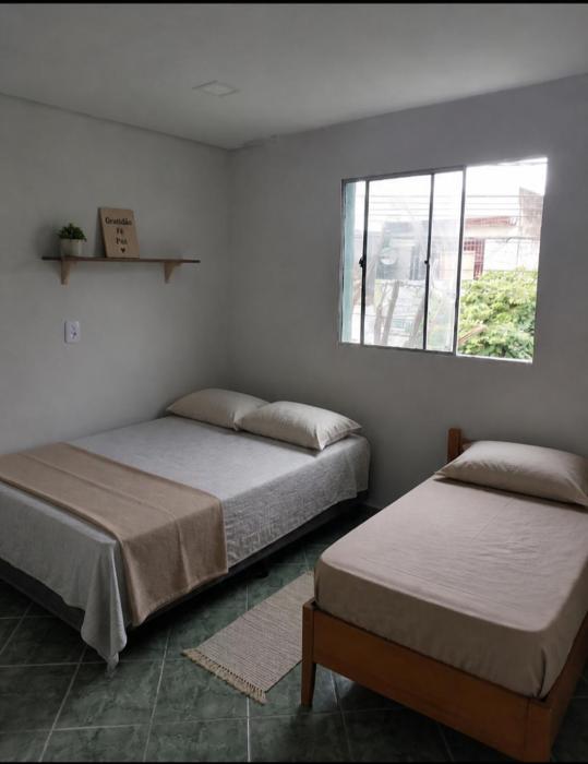 Hostel - Quarto compartilhado oito três, nove, nove seis seis dois, oito quatro quatro sete