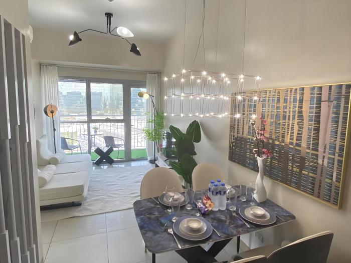 Perfect 1BR With Magnificant Bayview Garden View Near Okada, Solaire, Aiports, FREE PARKING