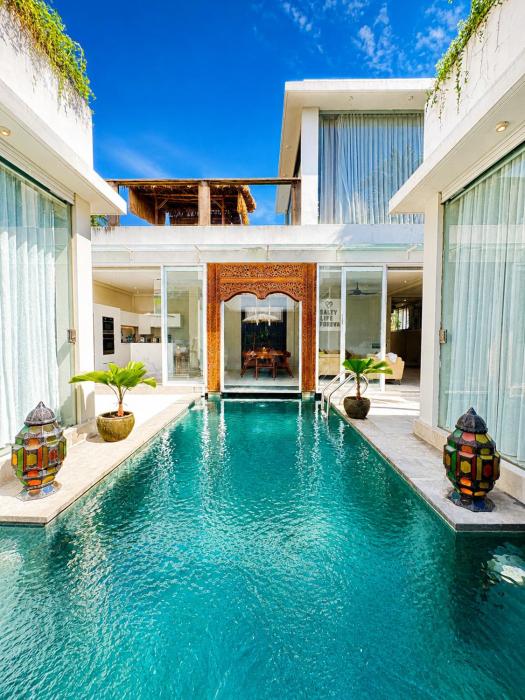 Salty Villa