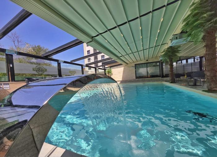 Luxury Studio Nikolina - bazen, pogled i parking