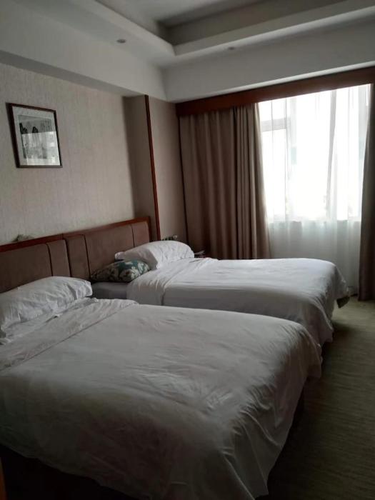 HG hotel Kilambakkam
