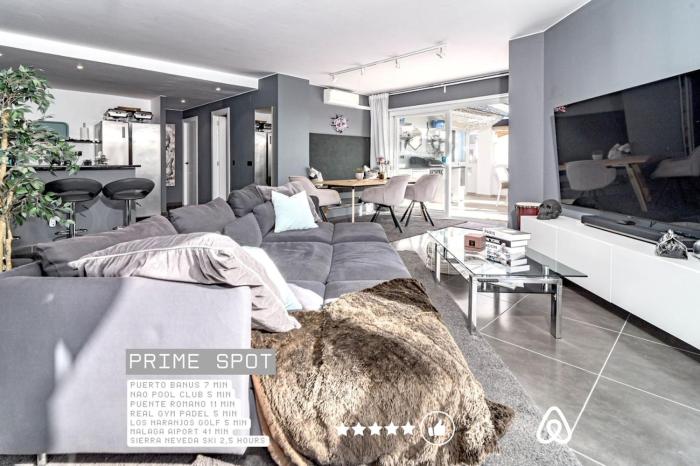 Penthouse with 140m2 Balcony 3min from Puerto Banus