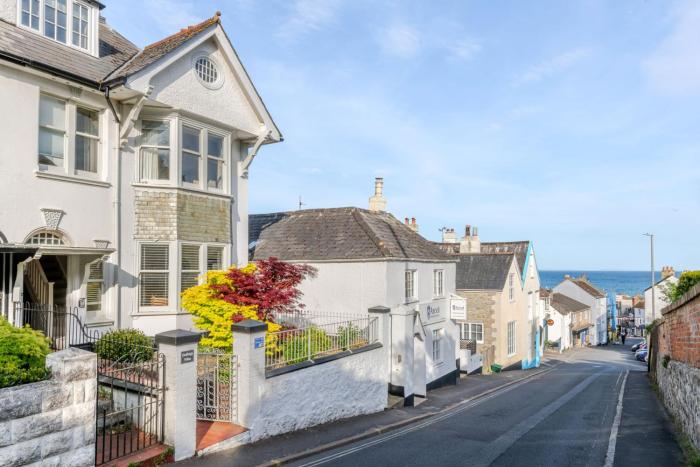 2 Hadleigh Villas