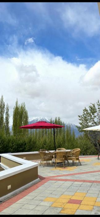 Glacier View Guest House