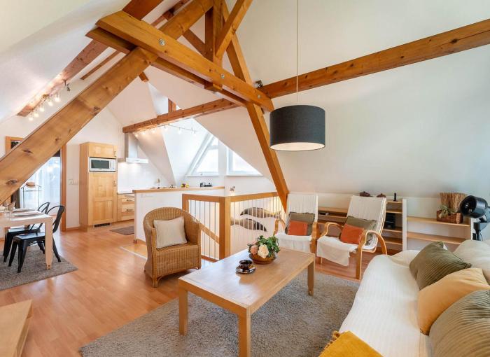 Haguenau, 2-room house, garden, close to center and station
