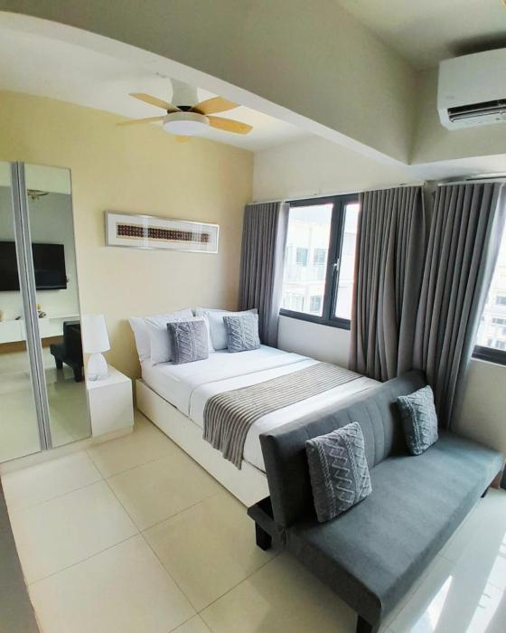 Stay near Mall of Asia, MOA Arena, SMX PICC & NAIA - Selah Suite