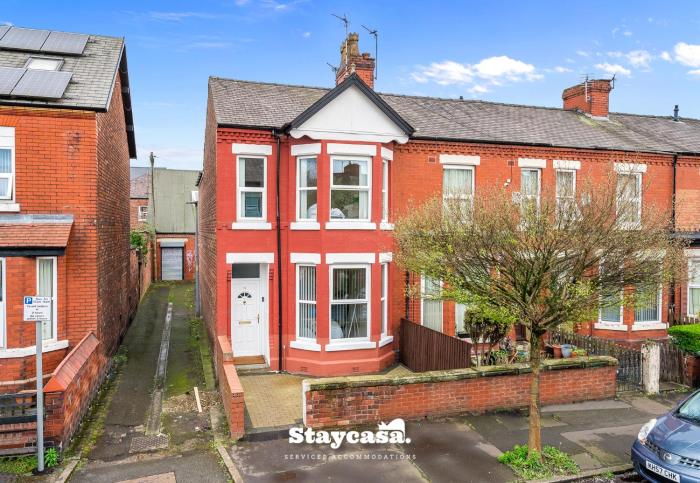 Monton Co-Living - Private Room Self-Cater