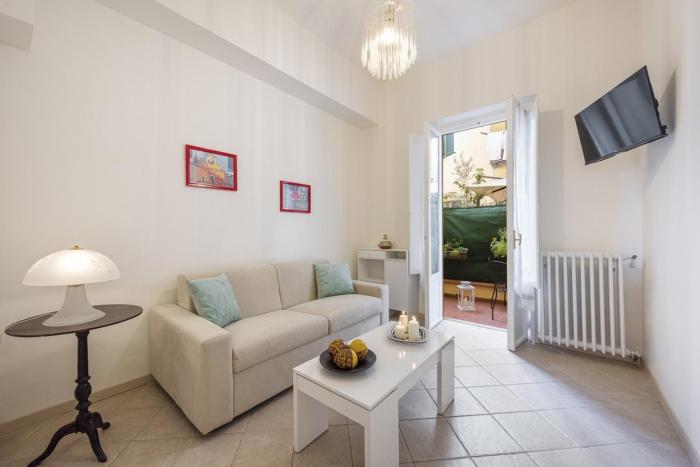 B&B Apartment Redi Near Tram Center Airport No Ztl