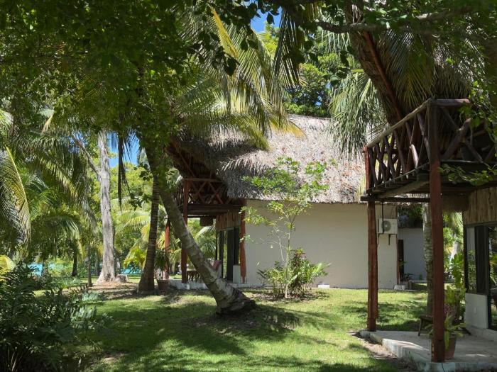 Xanthus Hotel