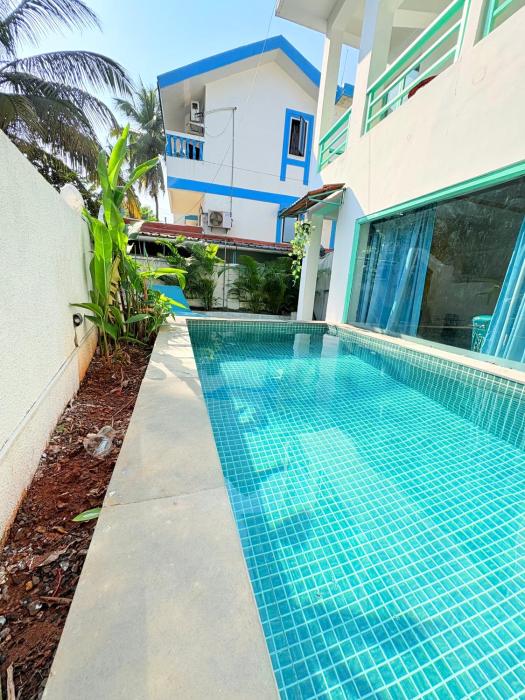 "Villa Ledo Calangute Beach" - 4BHK - Private swimming pool - Kitchen - Wifi - TV