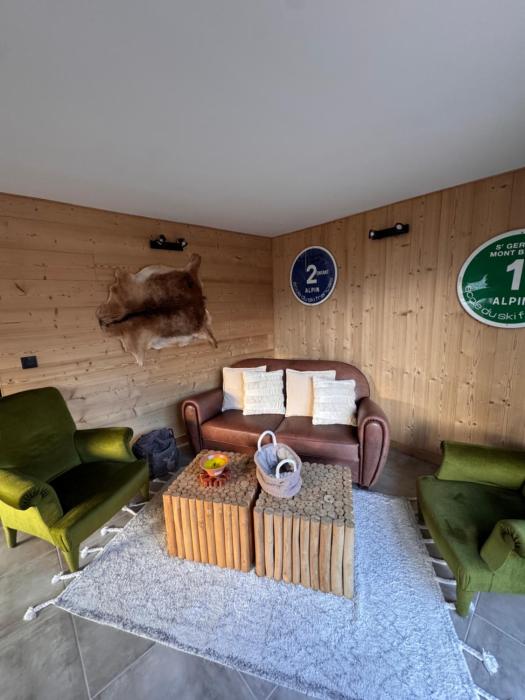 Appartement au calme avec terrasse et jardin vue montagne