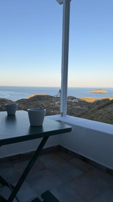 Camaraki House Serifos