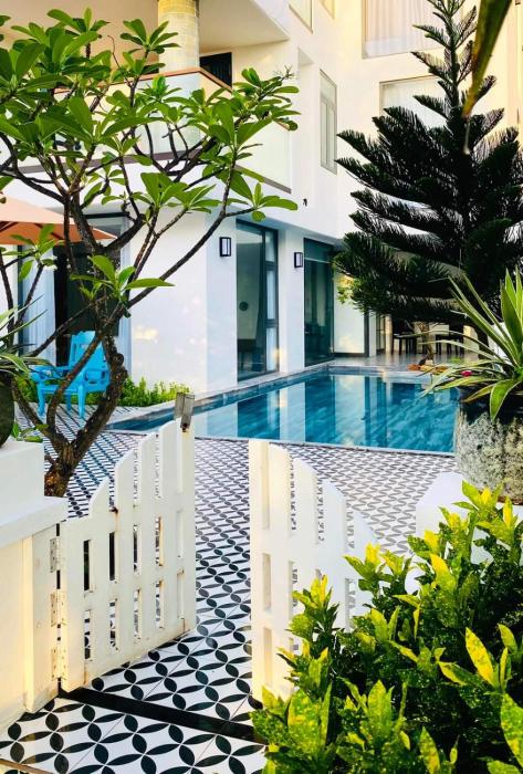Sunrise Beach House 1