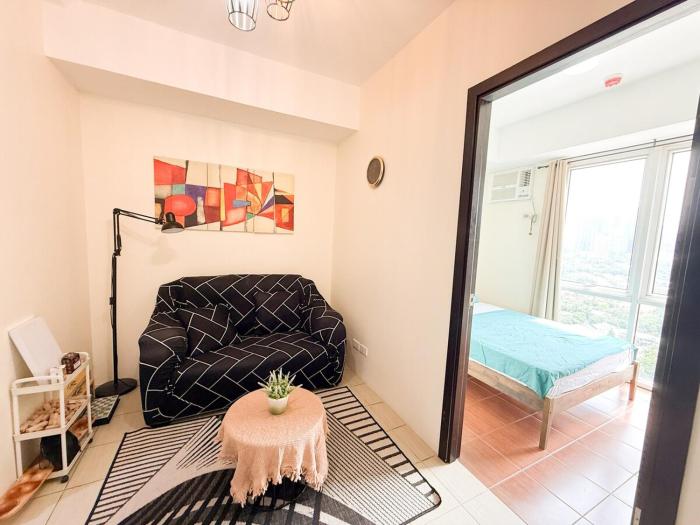 PASIG 1BR Unit with FREE Parking