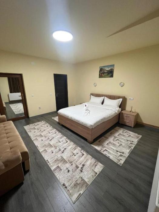 Apartamentele Liliacul