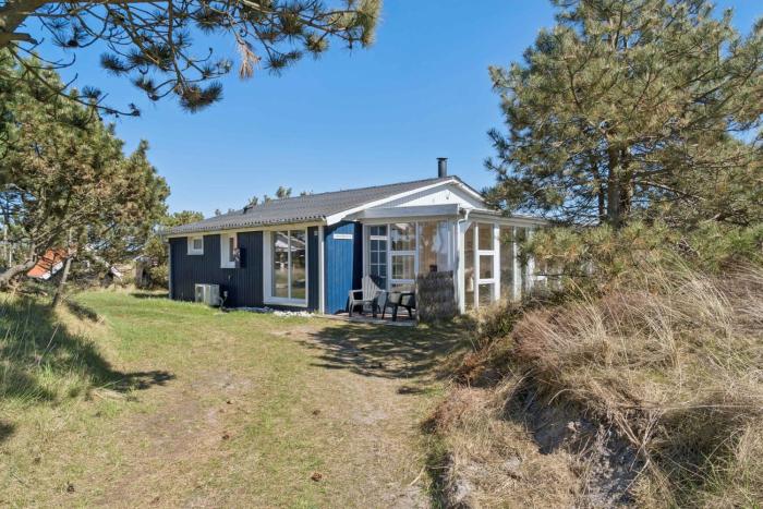 Dejligt Sommerhus Ved Vorupør Strand