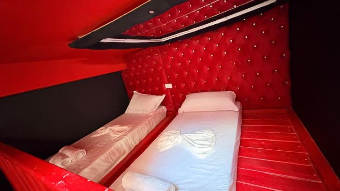 Romance Apartments