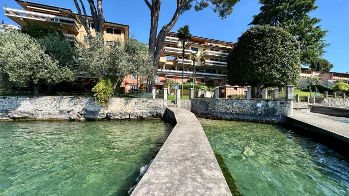 Villa delle rose 66