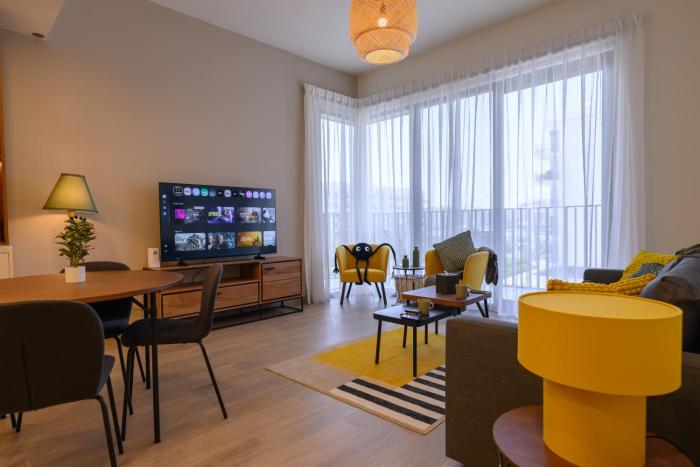 Cozy and Modern 1BR , Prime Location