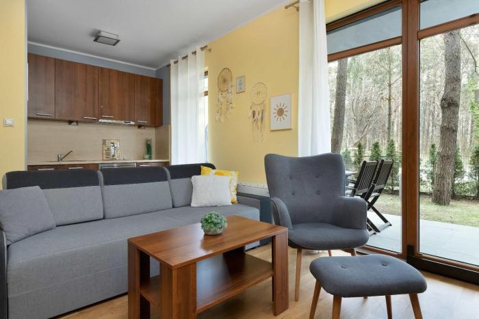 Nadmorski Apartament z Dostępem do Sauny w Jastrzębiej Górze by Noclegi Renters