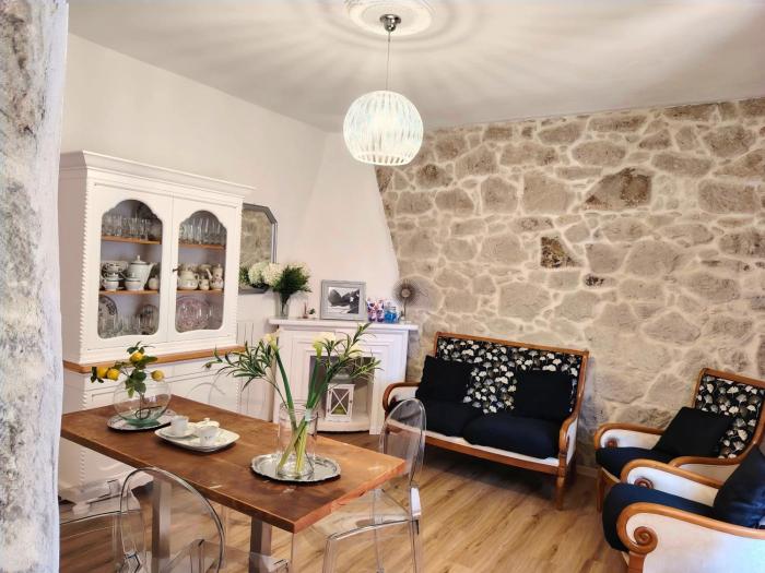 SARDEGNA DEL NORD - BELLISSIMA CASA CON TERRAZZA - INTERNET Wifi