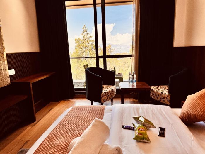 Hotel Sky Heaven Dalhousie Mall Road