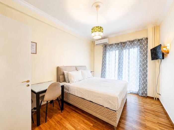 Boutique Studio 8 Cozy Luxury in a Modern Space