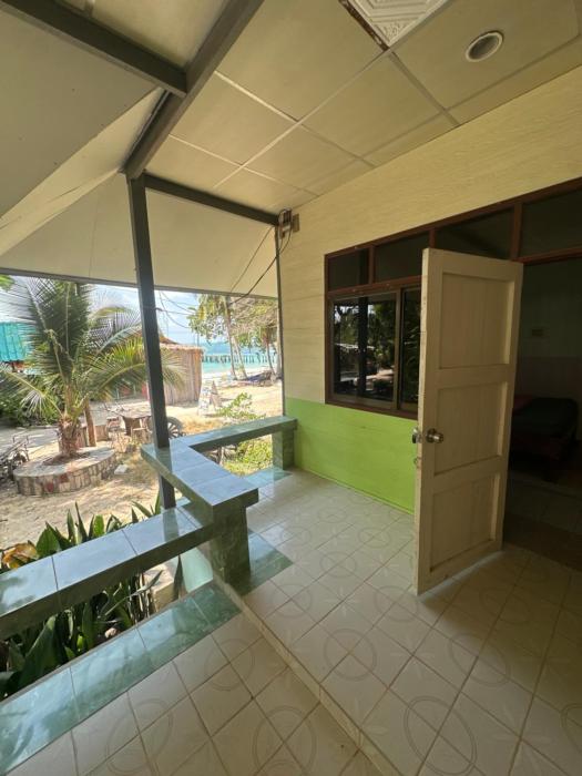 Lungwang beach house