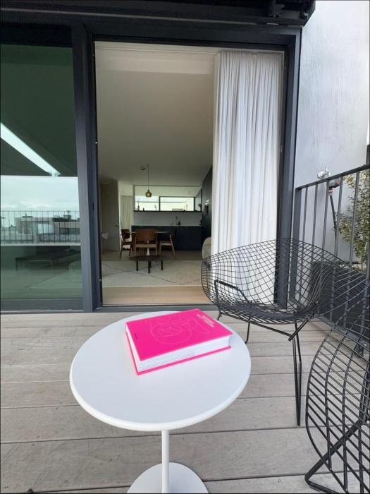 Rietveld Design Rental - Penthouse II