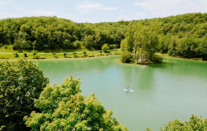 Gîtes du Lac des Chênes - Montaigu-de-Quercy