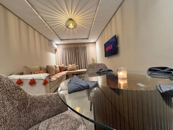 Modern apartment with pool in Guéliz