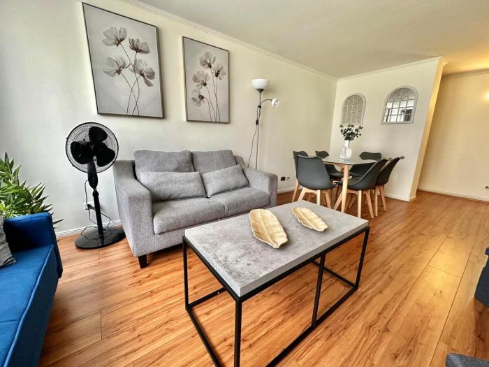 Urban Escape Apartament