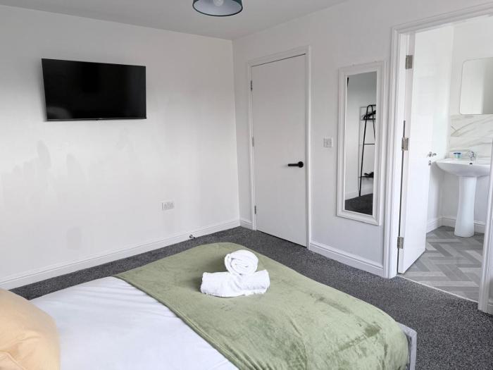 Cosy Stay with Ensuite Near Shopping and City Centre