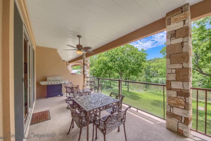 RG 203 Riverview Terrace