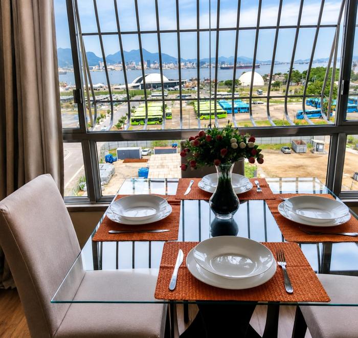 Apê com linda vista do Rio No centro de Niterói Com 2 quartos