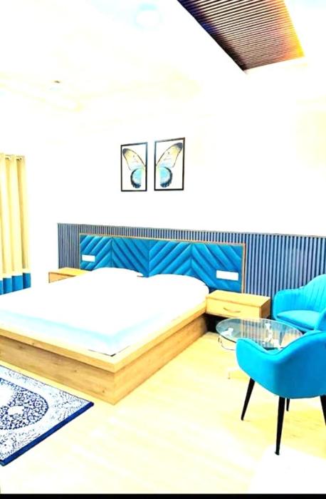 K D Motels