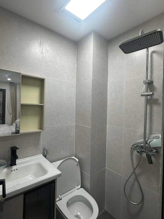 Hoang Hoa Tham apartment
