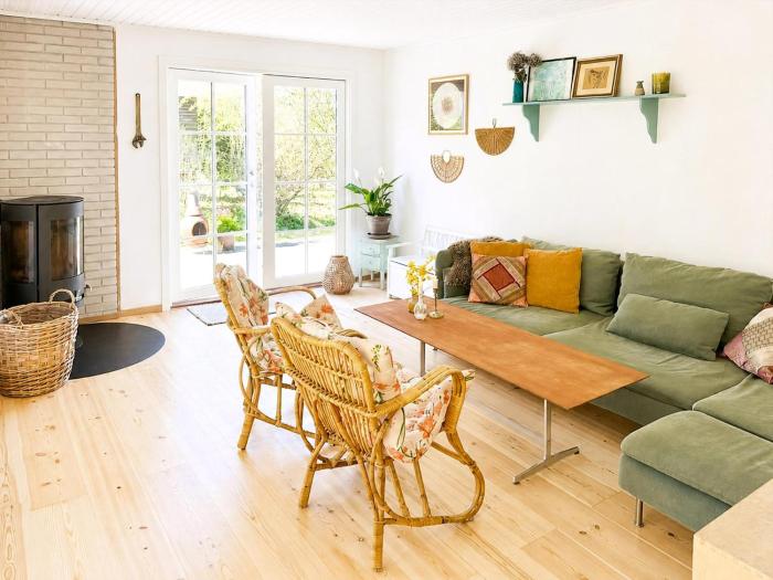 Sommerhus Med Anneks Nær Hyllingebjerg Strand