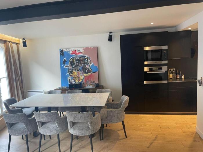 An amaizing apartment with terrace