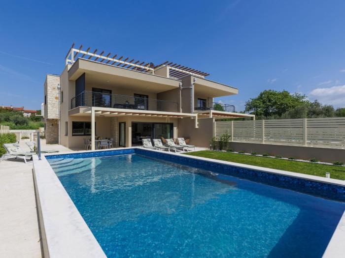 Holiday Home Villa Calira by Interhome