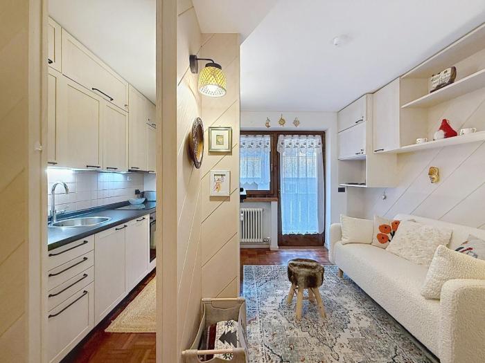 Apartment Casa Arnica by Interhome