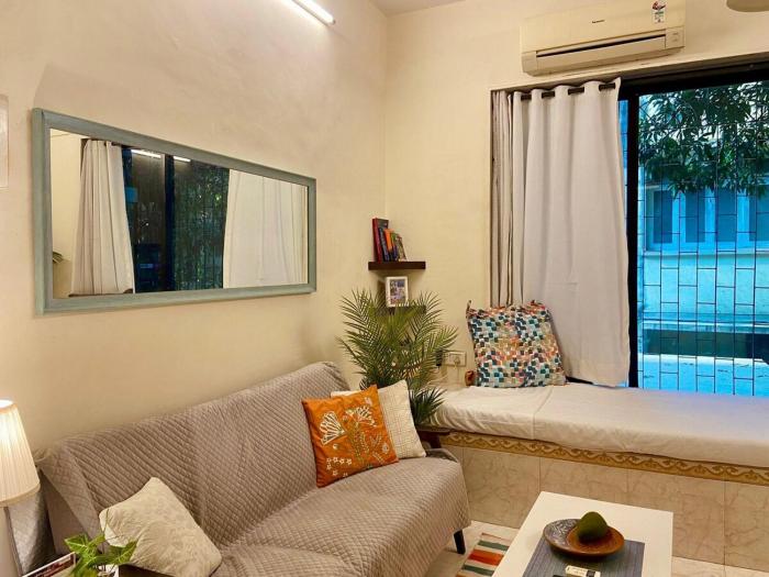 Spacious 1 Bed 2 bath Bandra Balcony Wifi