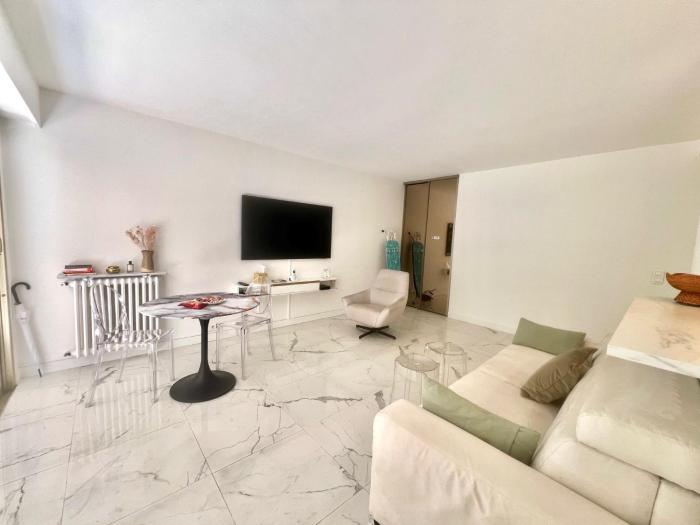 Riva apartment in the city center by Welcome to Cannes